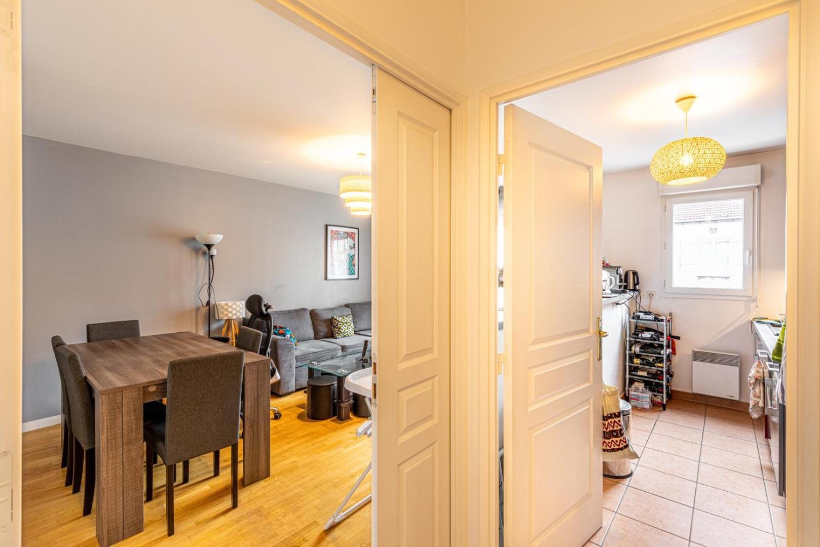 Guestready - Red Letters In Montrouge Διαμέρισμα Εξωτερικό φωτογραφία